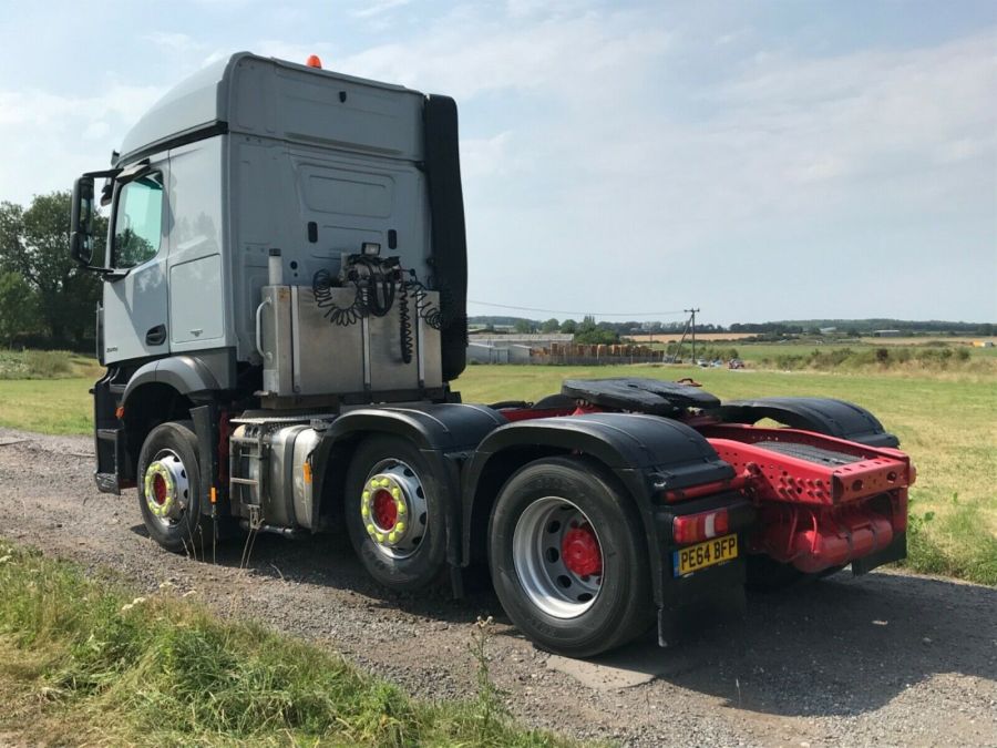 Mercedes Benz Arocs 2545